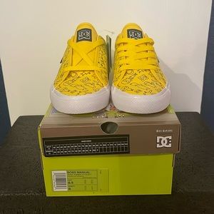 NWT Dc Shoes x Bobs Burgers Manual Sneaker, Mustard Yellow, Men’s 6.5/ Women’s 8